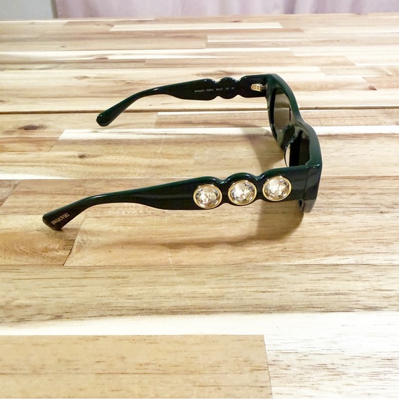 Swarovski Dark Emerald Green Crystal Arm Embellished Rectangular Sunglasses NEW - Picture 10 of 13